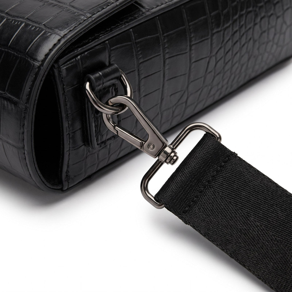 JUSTPACK Basalt briefcase, strap attachment detail