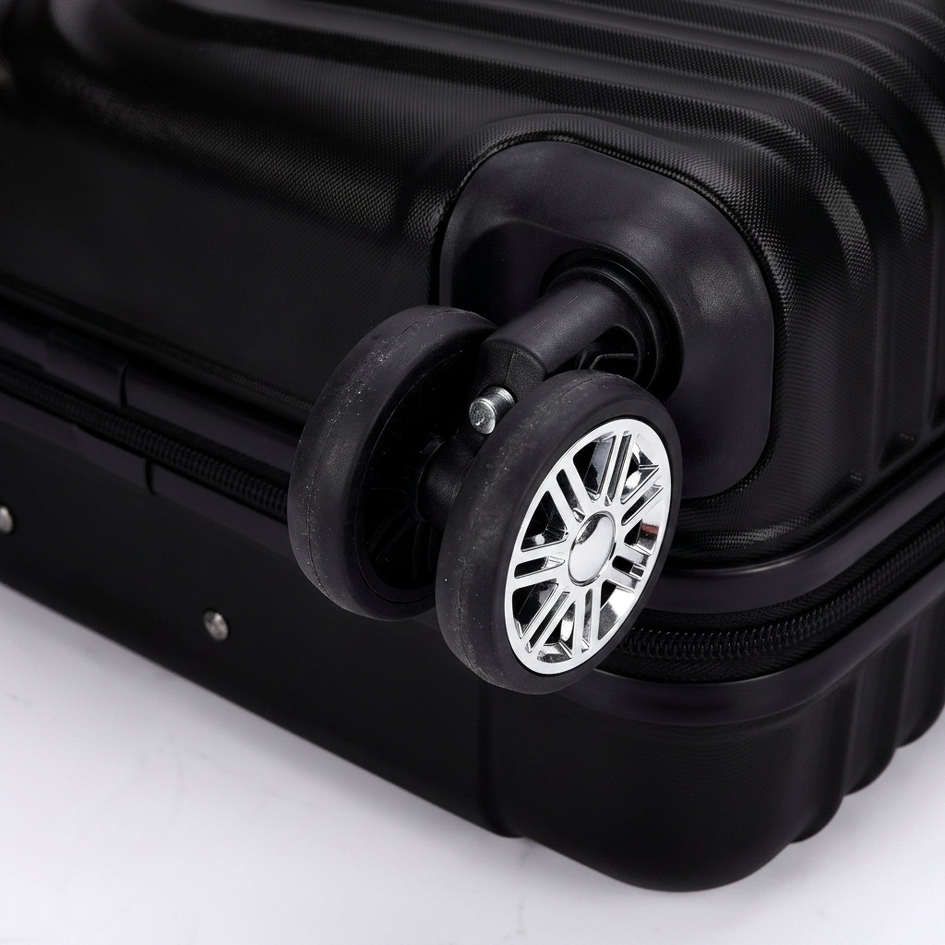 8883 Black