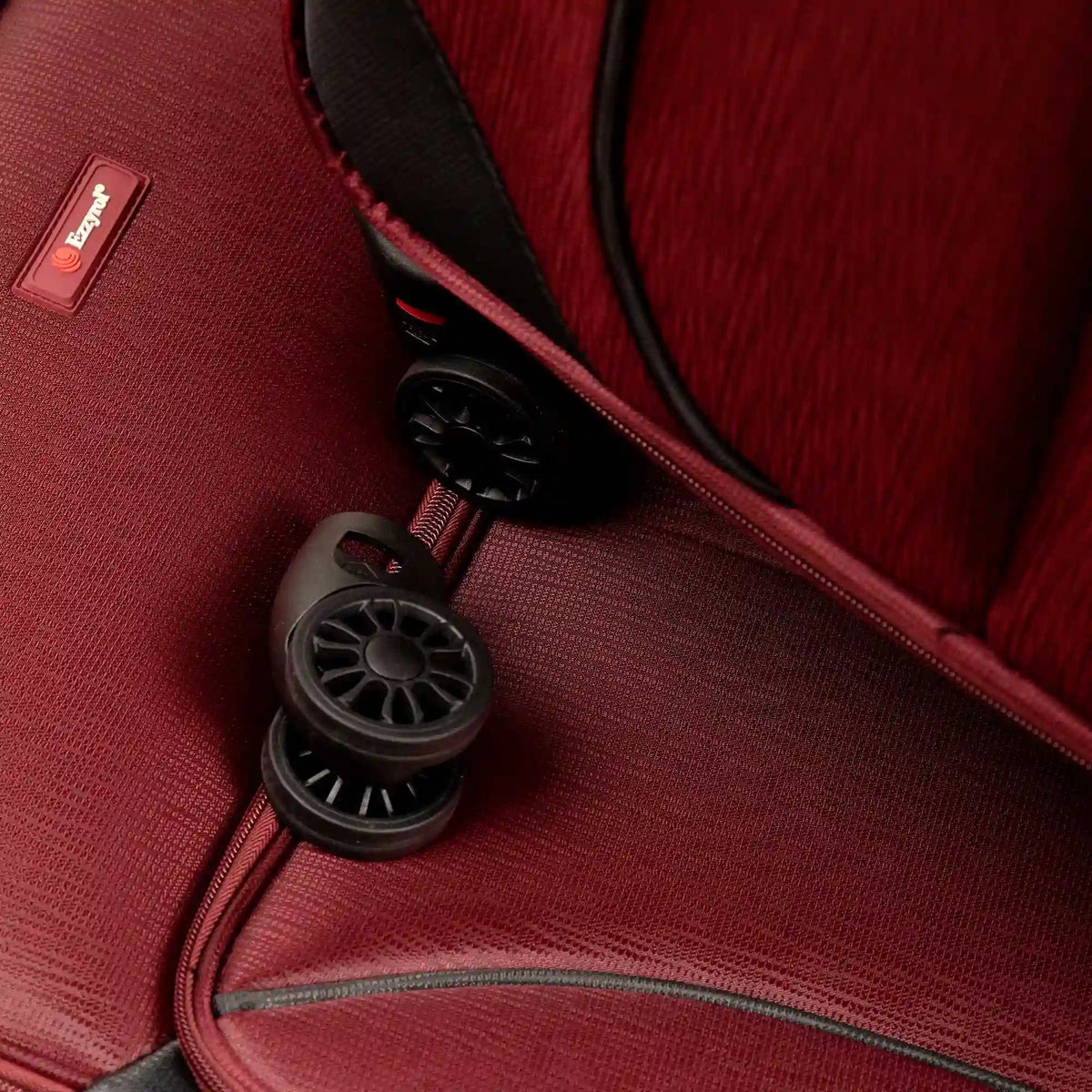 EZ222-BURGUNDY-DETAIL-wheels | DETAIL | Ezzyrol Shuttle Burgundy wheels close up