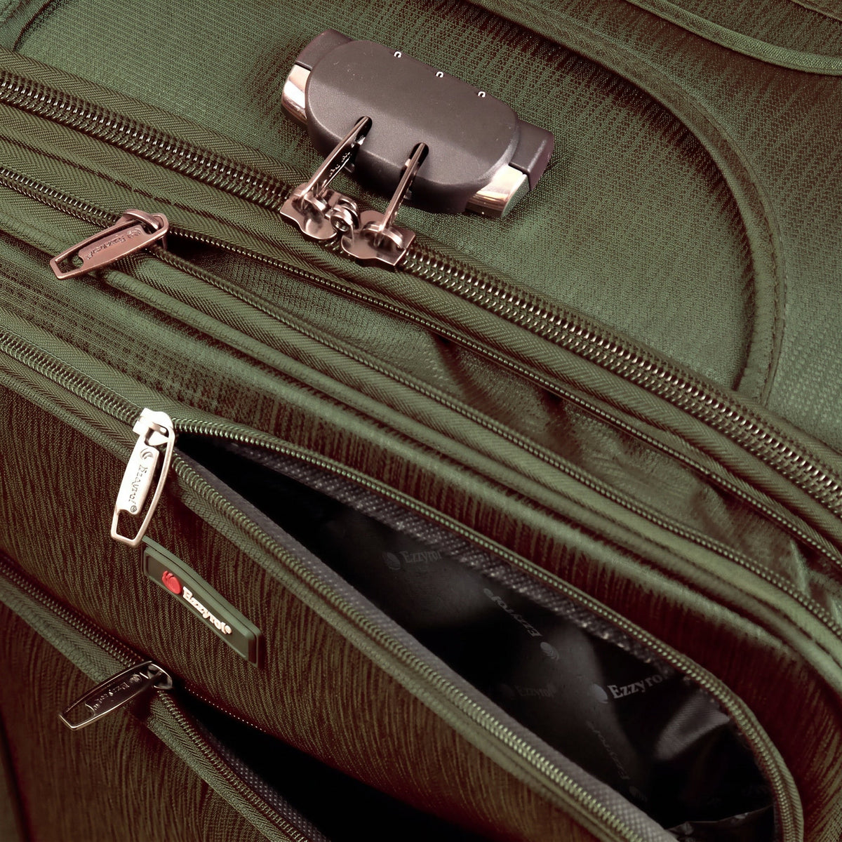 EZ222-GREEN-DETAIL-lock | DETAIL | Ezzyrol Shuttle Green lock close up