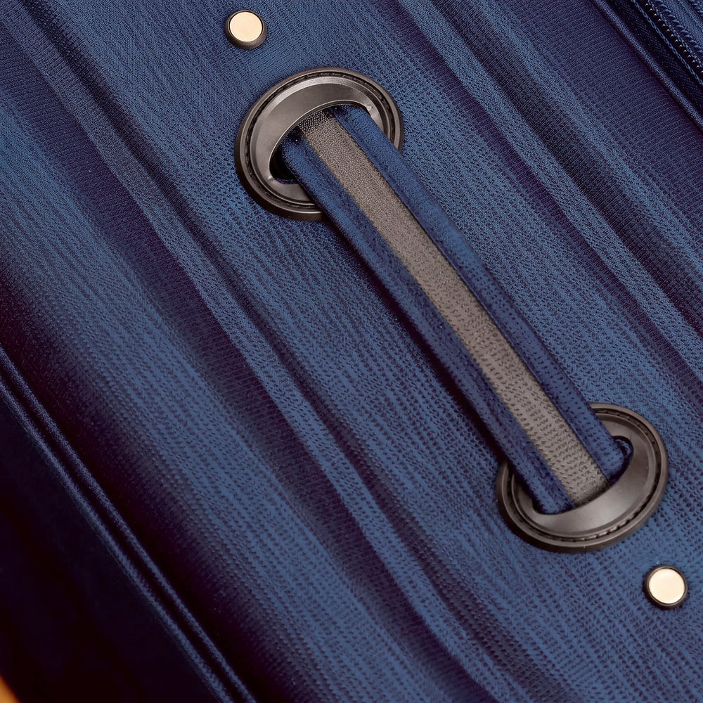 Ezzyrol Shuttle Navy handle side close up