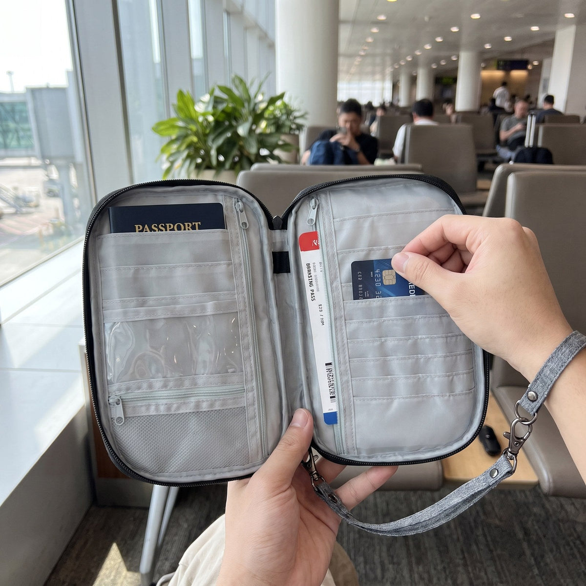 JUSTPACK Docket travel document organiser, holding documents