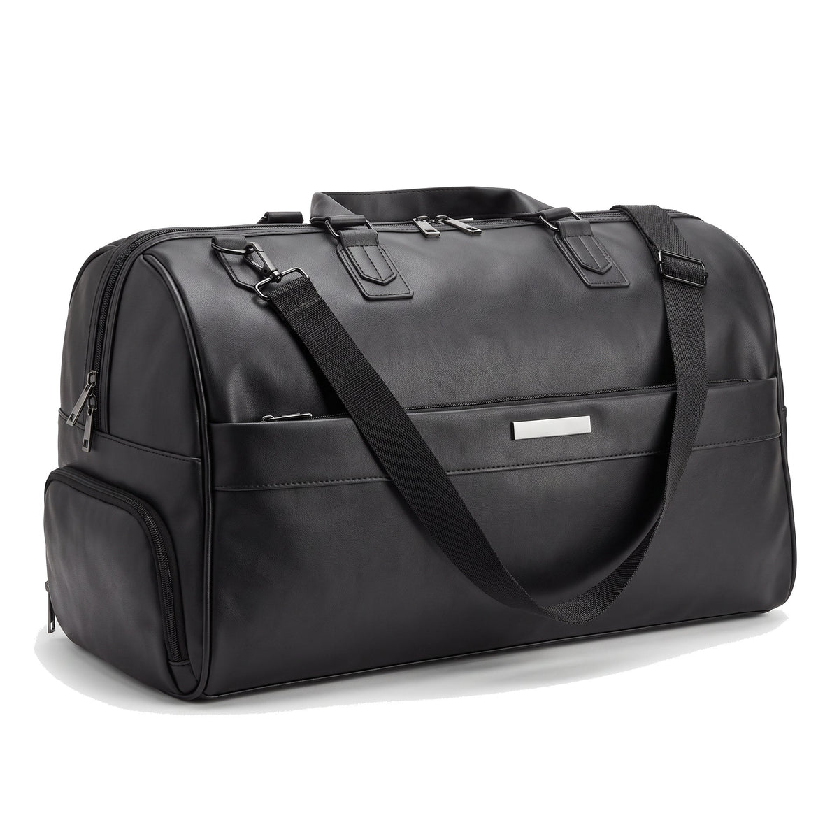 JUSTPACK Belgrave wheeled holdall in black faux leather with the detachable adjustable shoulder strap clipped on